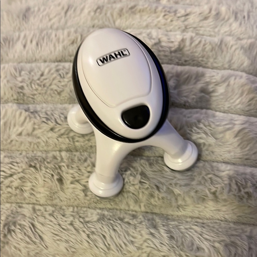 Wahl White Handheld Massager
